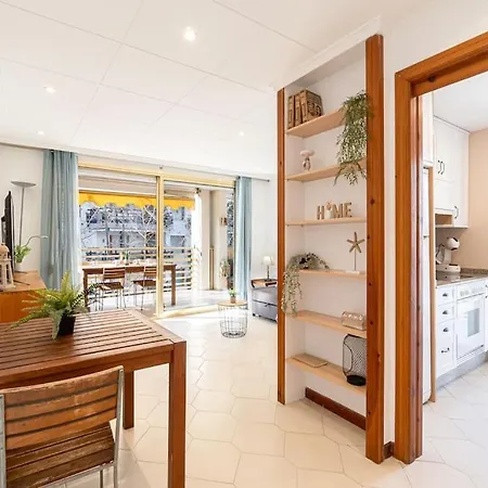 50mbeach-2room-pool-wifi-bigterrace-portavntura-aa10 Apartment
