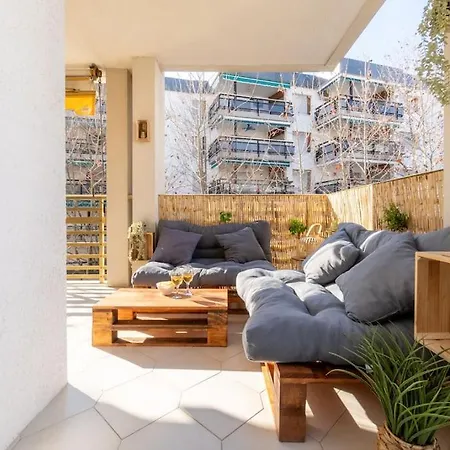 50mbeach-2room-pool-wifi-bigterrace-portavntura-aa10 Apartment